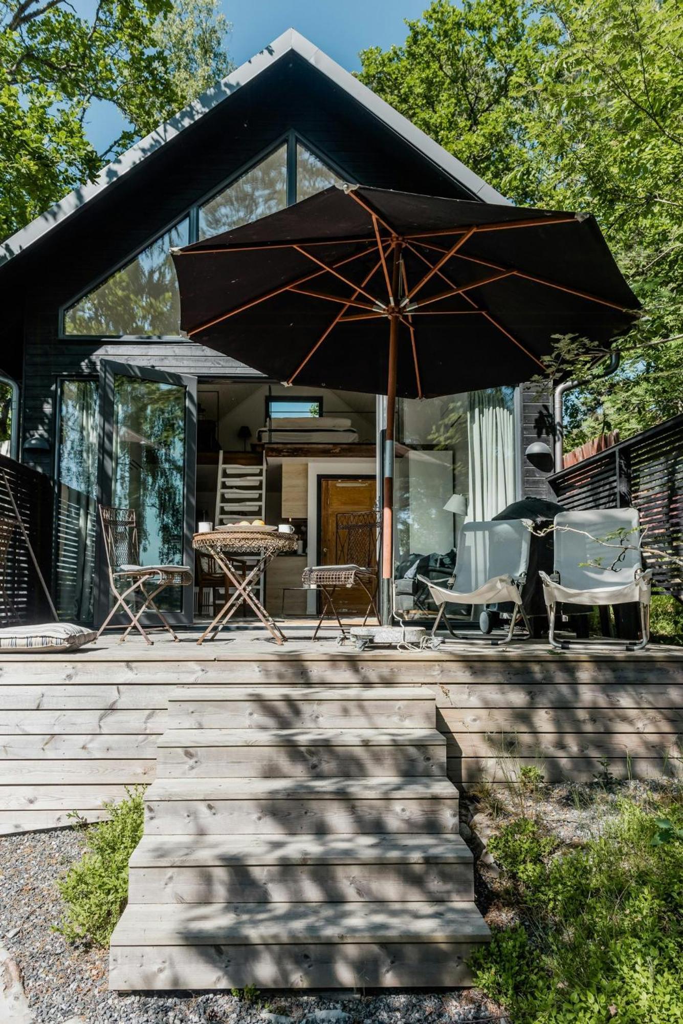 Charmerende Feriehus Med Havudsigt Naer Stockholm Värmdö Esterno foto